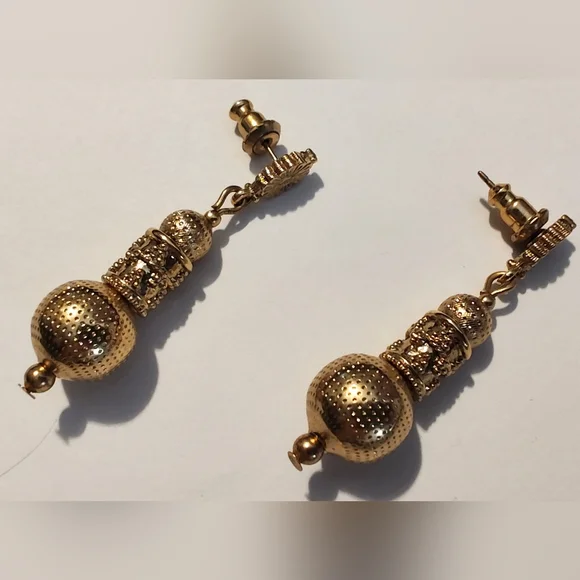 Silver & Gold Tone Earring Lot Of Four Pairs Hoops Dangle Starfish Handmade (4) - Picture 2 of 5